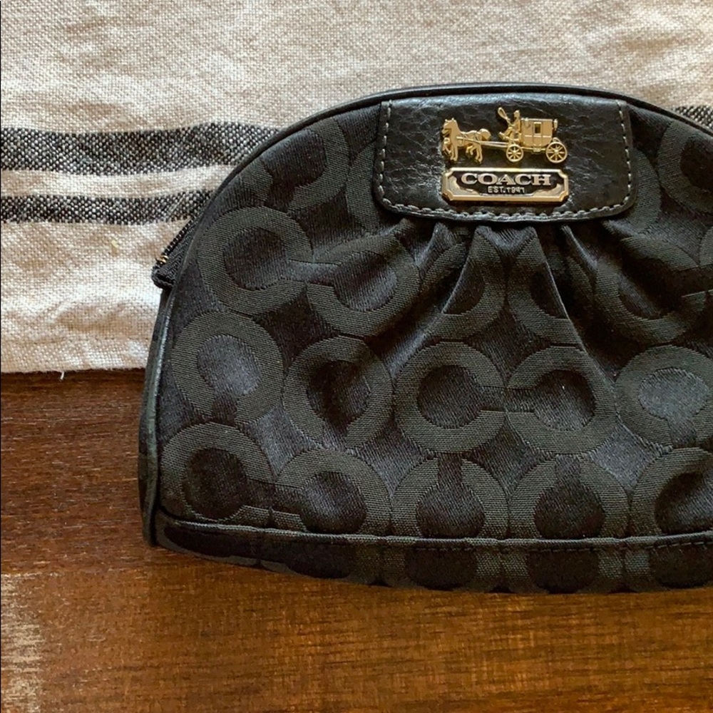 Good condition Coach Clutch/coin purse